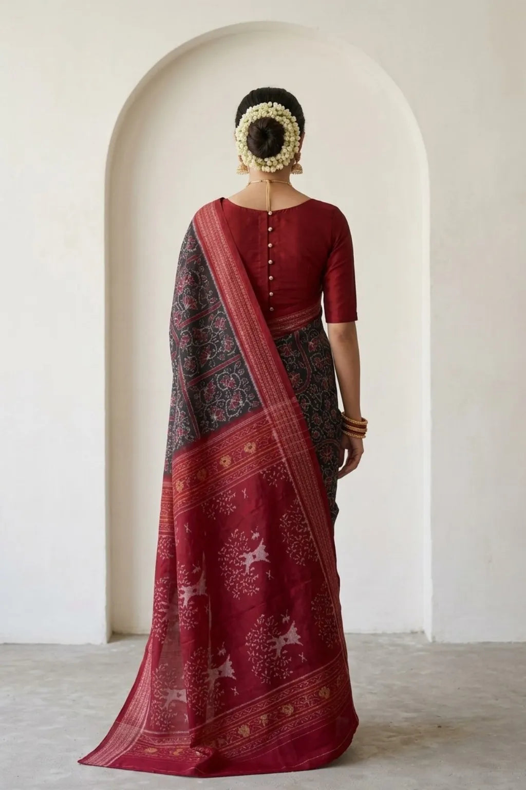 Vriksha Black Handloom Sambalpuri Cotton Saree